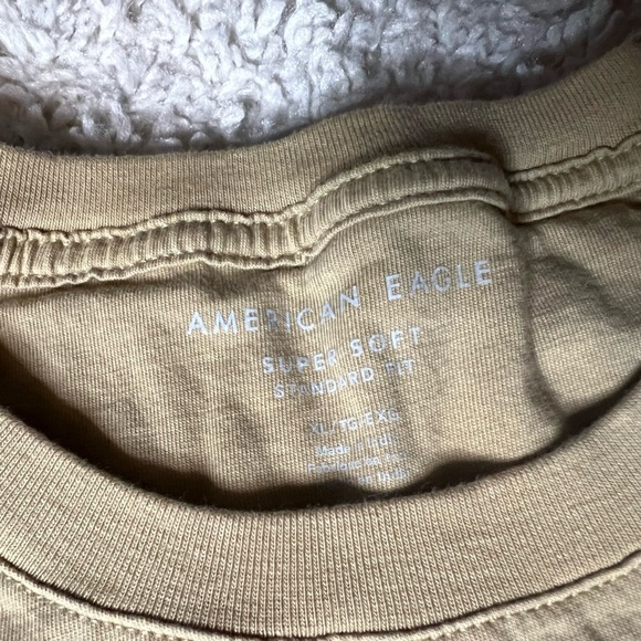 Bundle of Men’s XL Super Soft American Eagle Graphic Tee’s - Picture 12 of 15